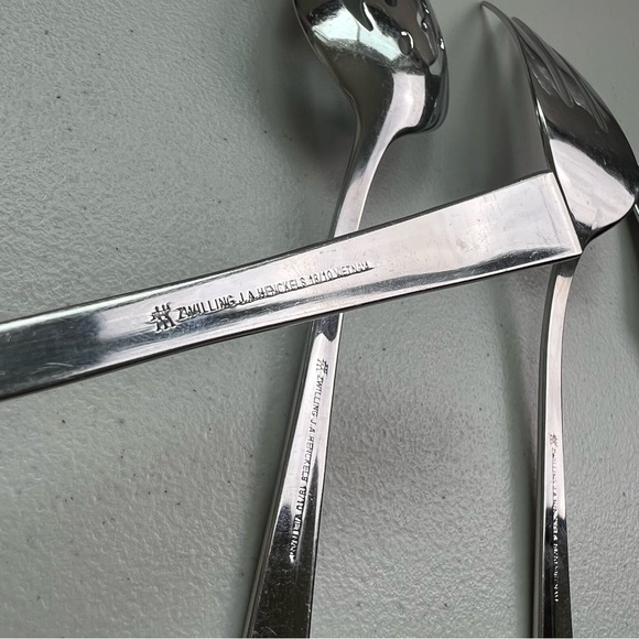 J.A. Henckels Zwilling 18/10 Vietnam Flatware Serving Set - Picture 8 of 8